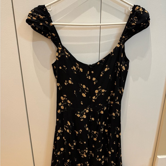 Reformation dress size 6 - Picture 4 of 4